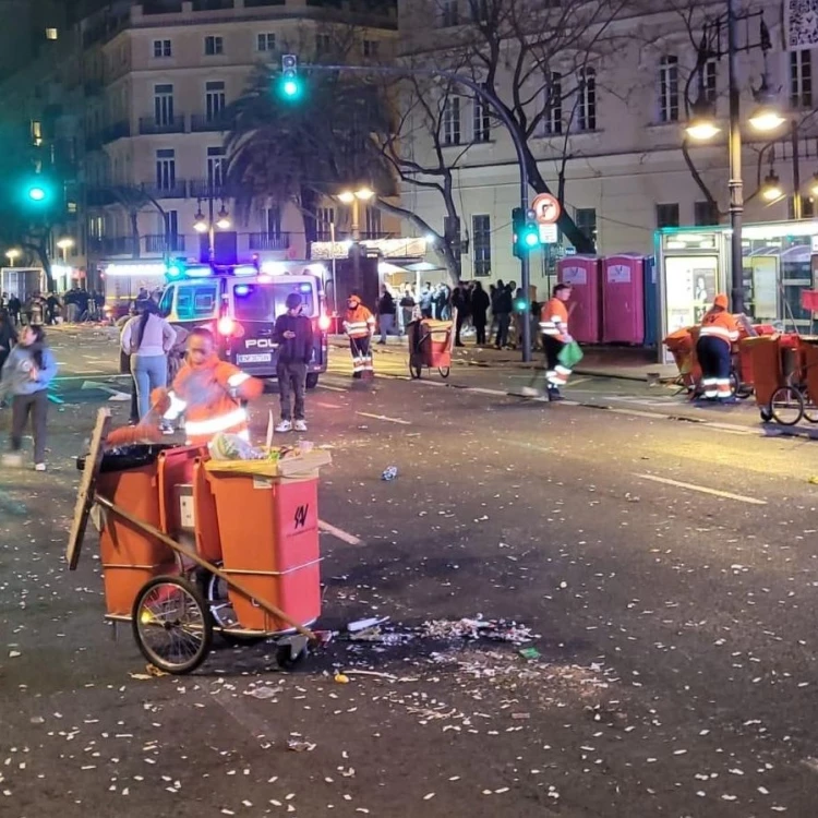 Imagen relacionada de aumenta operativo de limpieza en valencia tras la crida