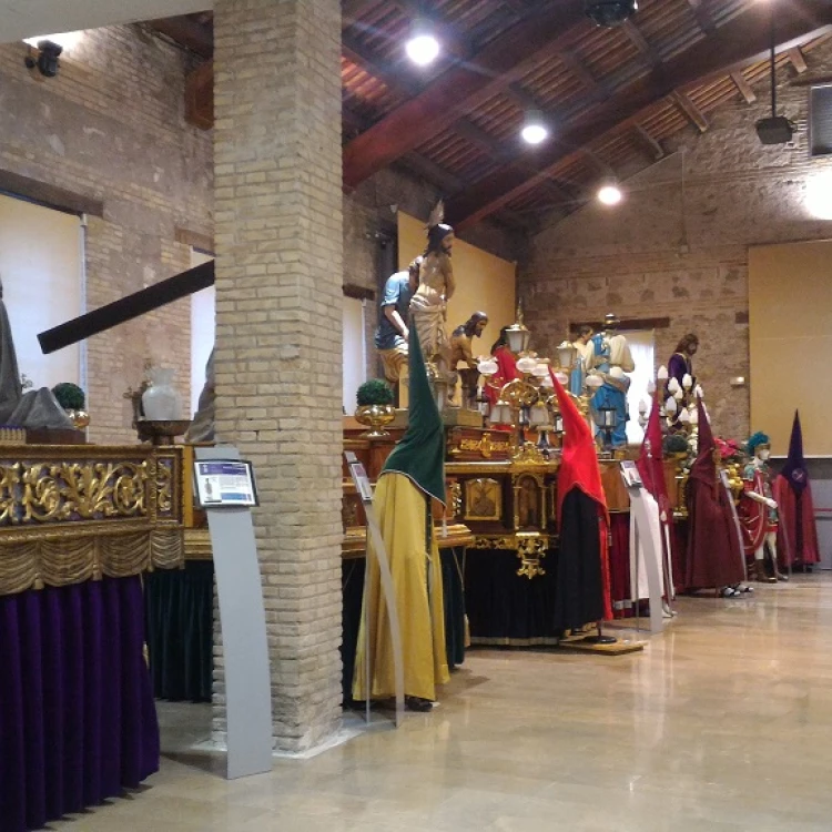 Imagen relacionada de replicas imagenes procesionales semana santa marinera valencia