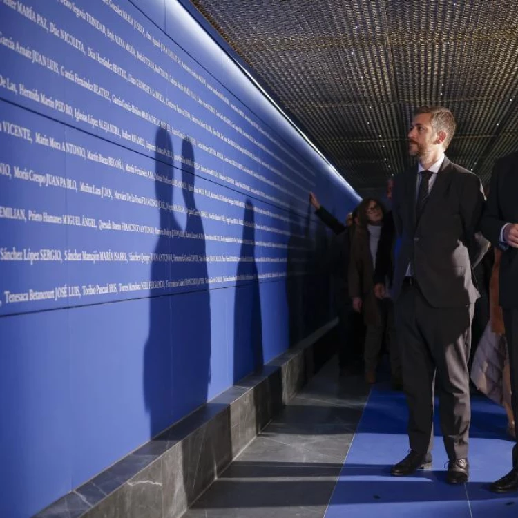 Imagen relacionada de madrid conmemora el 20 aniversario del 11m con un emotivo acto en atocha