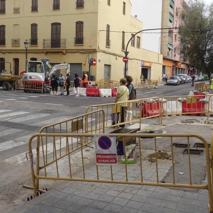 Imagen relacionada de adjudican obras de saneamiento y reurbanizacion en valencia