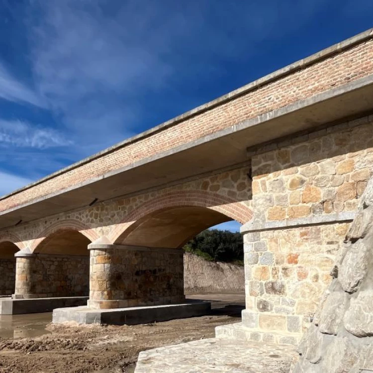 Imagen relacionada de reapertura carretera m530 reparacion puente madrid