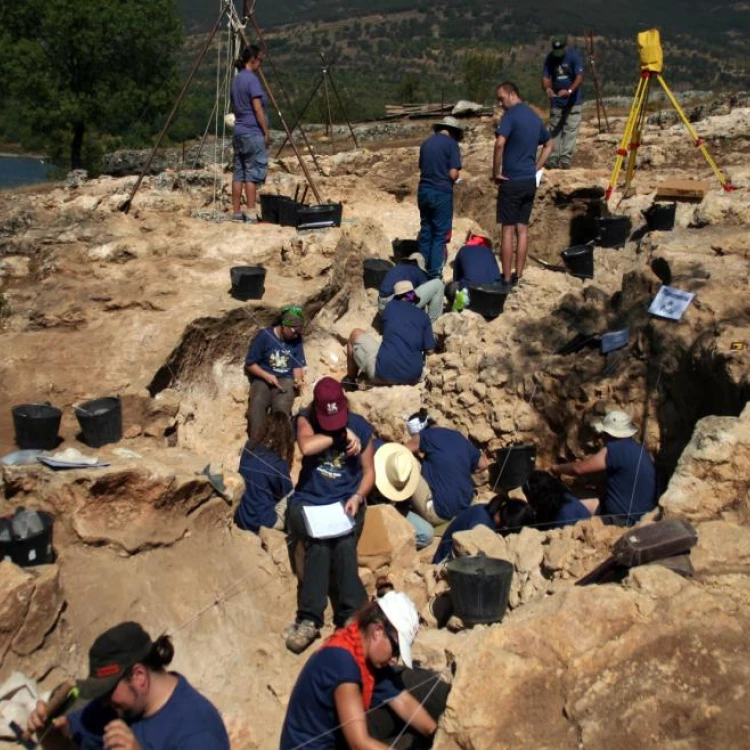 Imagen relacionada de la comunidad de madrid visitas guiadas el valle de los neandertales