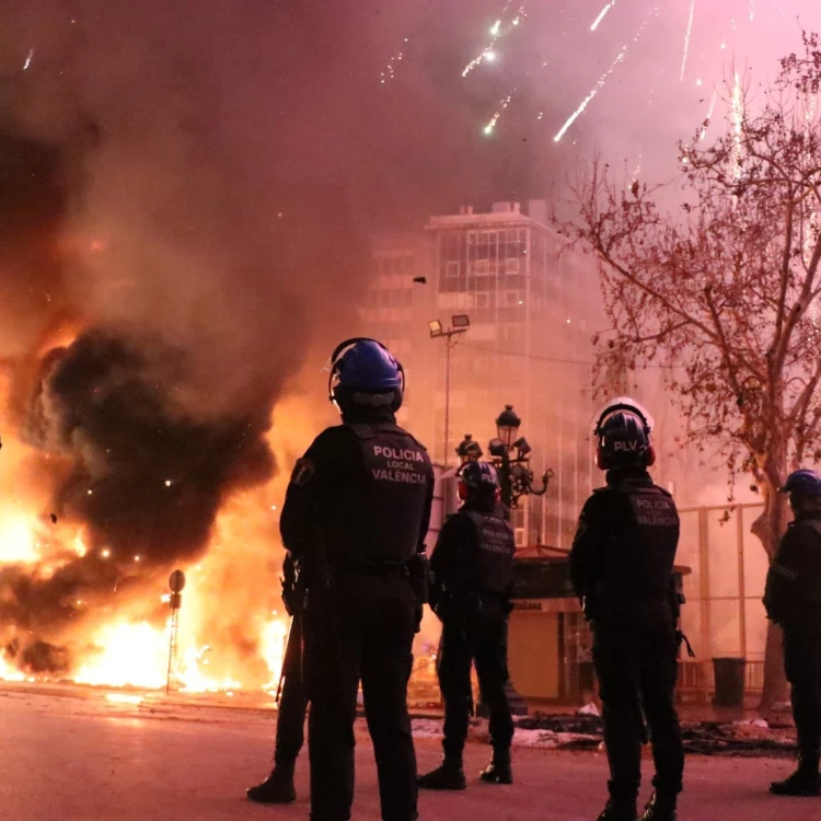 Imagen relacionada de desciende 23 por ciento incidencia fallas valencia