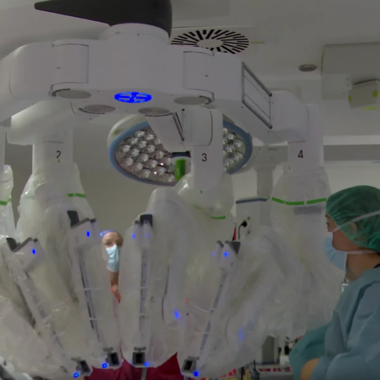 Imagen relacionada de la comunidad de madrid realiza extraccion de higado de donante vivo mediante cirugia robotica