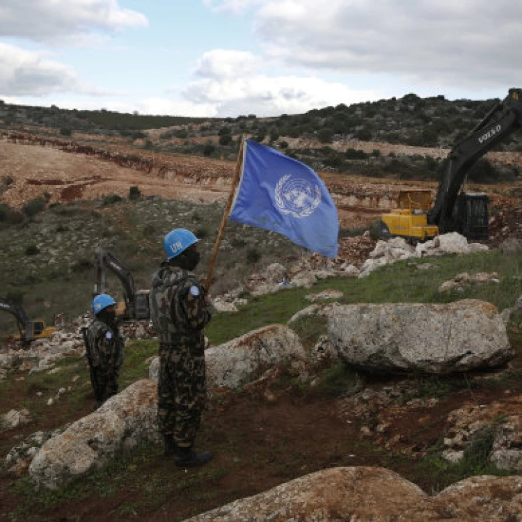 Imagen relacionada de australian un military observer wounded southern lebanon