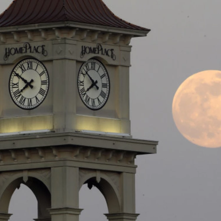 Imagen relacionada de la casa blanca ordena nasa establecer estandar tiempo lunar