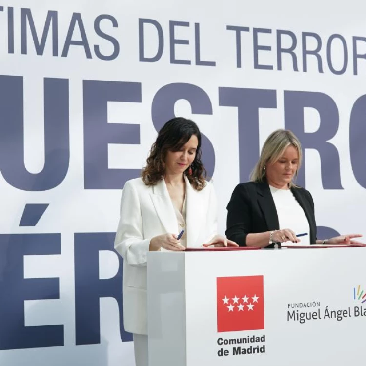 Imagen relacionada de homenaje victimas terrorismo madrid