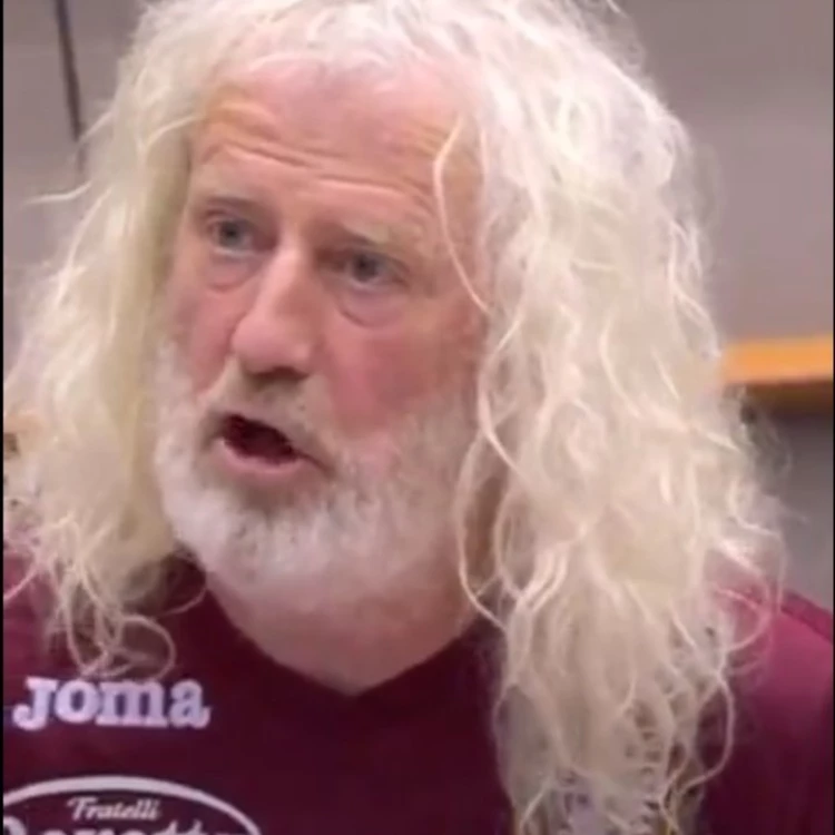 Imagen relacionada de eurodiputado irlandes mick wallace amor torino animadversion juventus