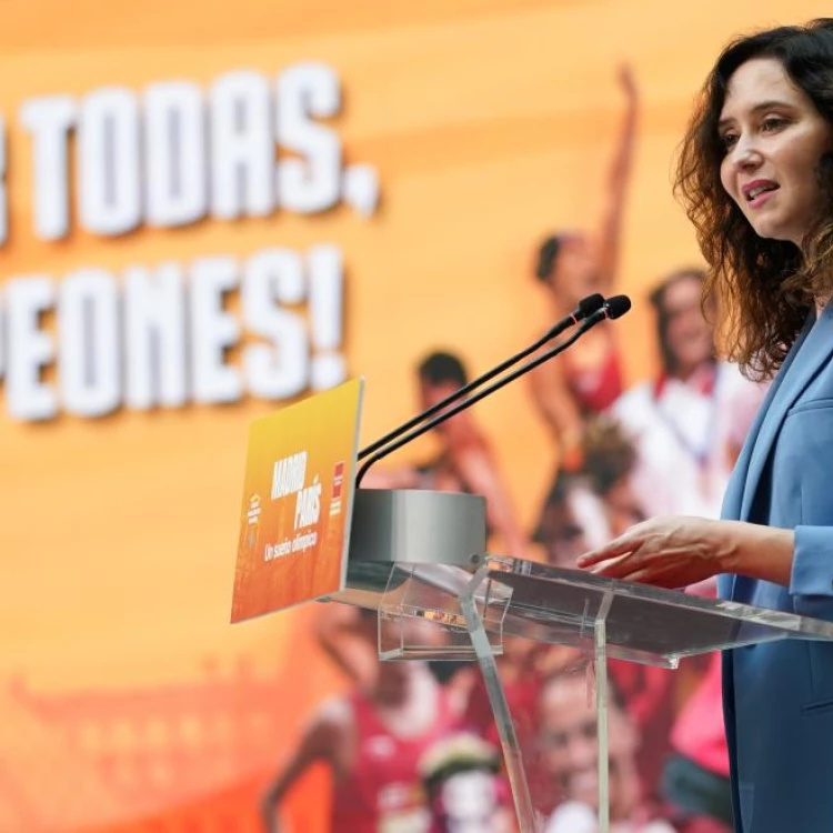 Imagen relacionada de isabel diaz ayuso recibe deportistas preseleccionados juegos paralimpicos paris 2024