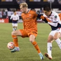 Imagen relacionada de capitan forge fc bobby smyrniotis kyle bekker 1