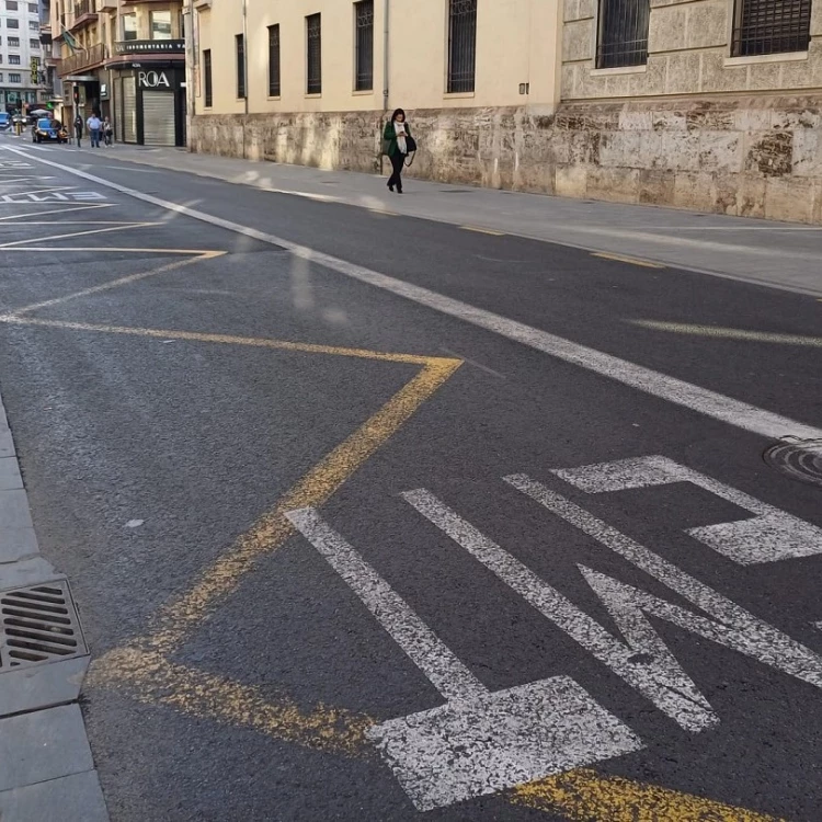 Imagen relacionada de intensificaran controles valencia vehiculos privados carril bus