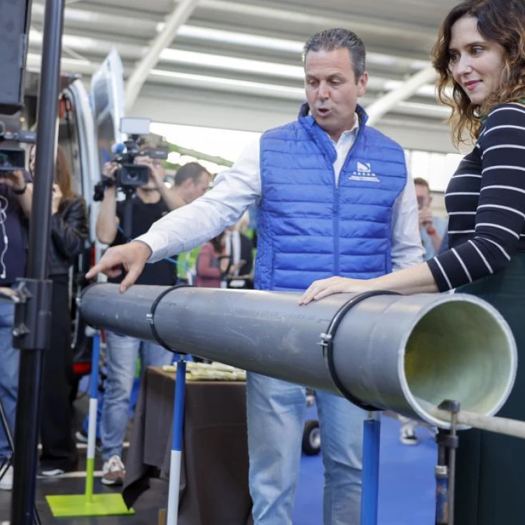 Imagen relacionada de la presidenta de madrid destaca la importancia de la empresa familiar