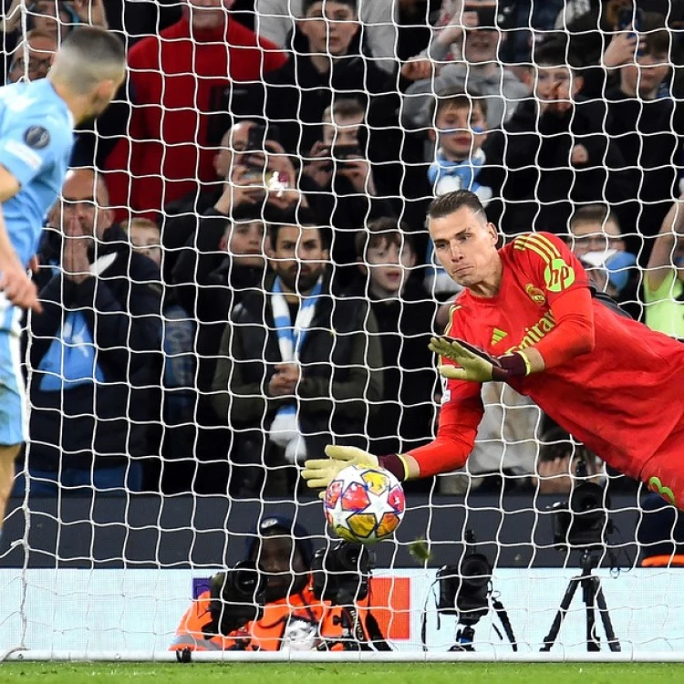 Imagen relacionada de andriy lunin porteria real madrid