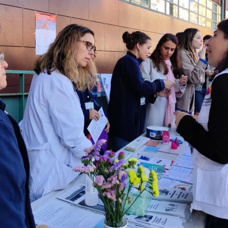 Imagen relacionada de gran exito en la ii feria de salud comunitaria en madrid