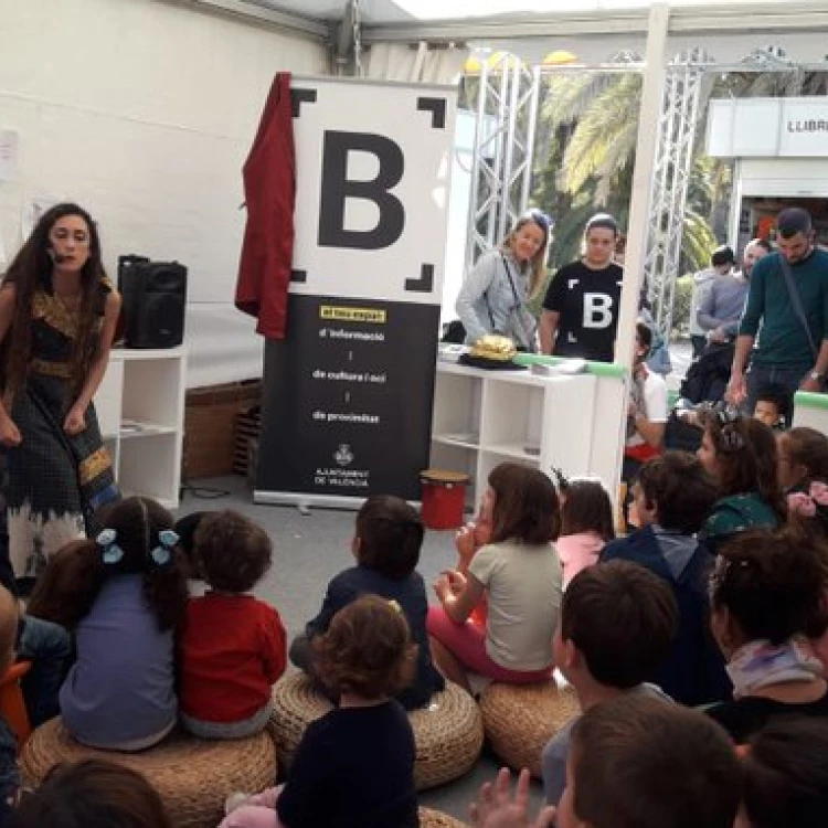 Imagen relacionada de feria del libro valencia actividades bibliotecas municipales