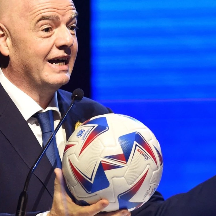 Imagen relacionada de gianni infantino redistribucion justa futbol