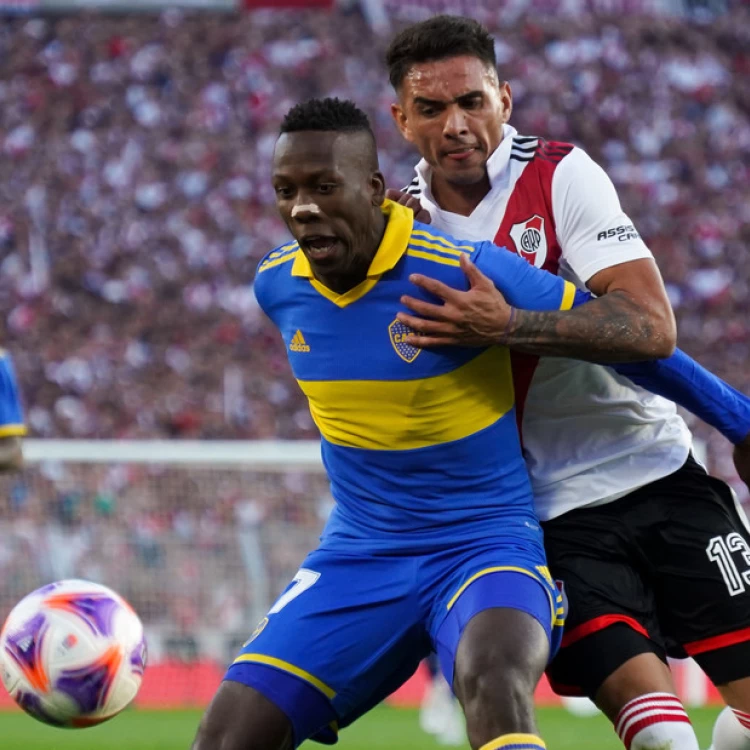 Imagen relacionada de el clasico duelo de titanes en el futbol argentino