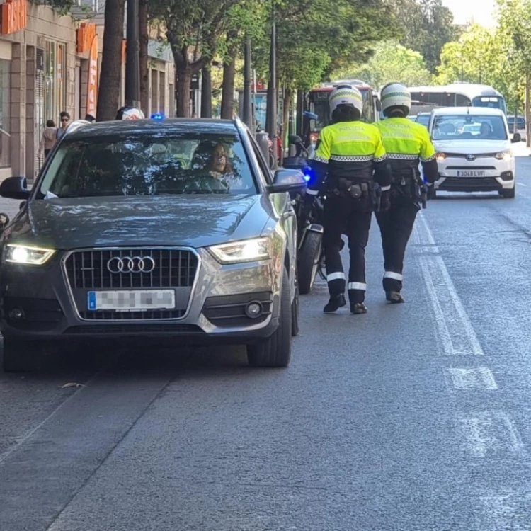 Imagen relacionada de inaugurada campana control vehiculos valencia