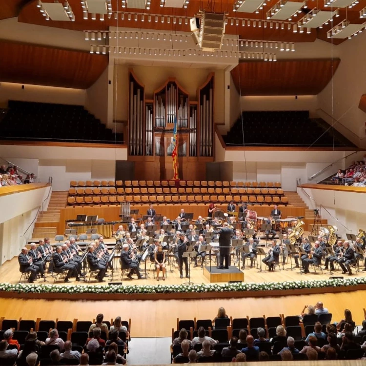 Imagen relacionada de concierto homenaje bernardo adam ferrero valencia