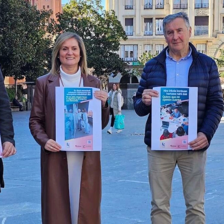 Imagen relacionada de exposicion fotografica euskadi contrarrestar estereotipos vejez