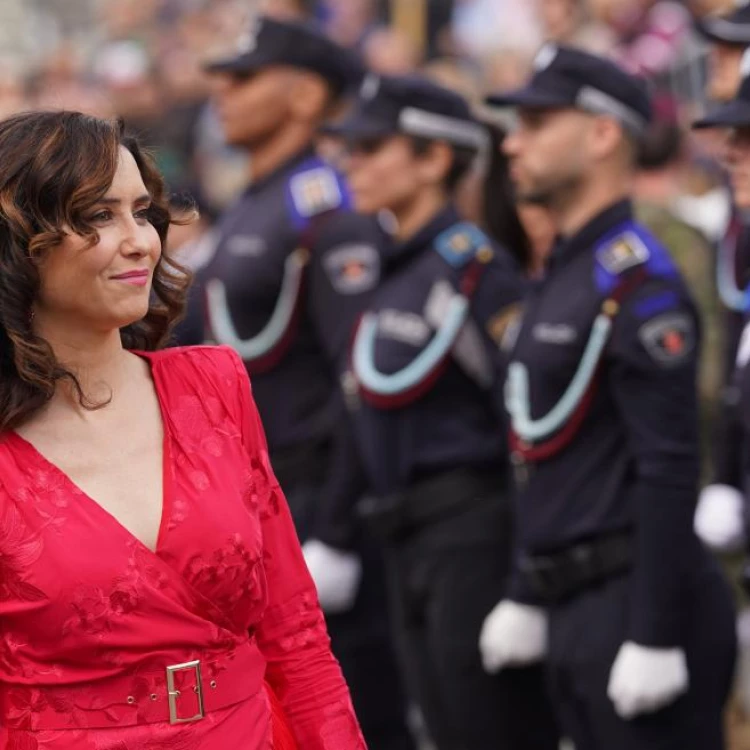 Imagen relacionada de isabel diaz ayuso encabeza acto civico militar en madrid en honor a los heroes del 2 de mayo