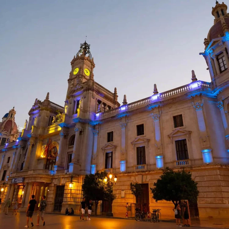 Imagen relacionada de valencia acoge simposio alumbrado capitalidad verde europea